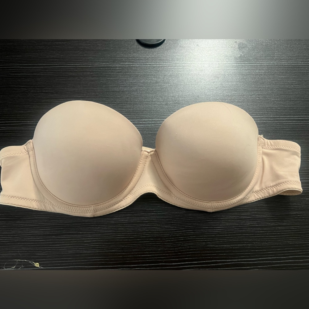 VS PINK Nude Strapless Push-Up Bra Size 34A